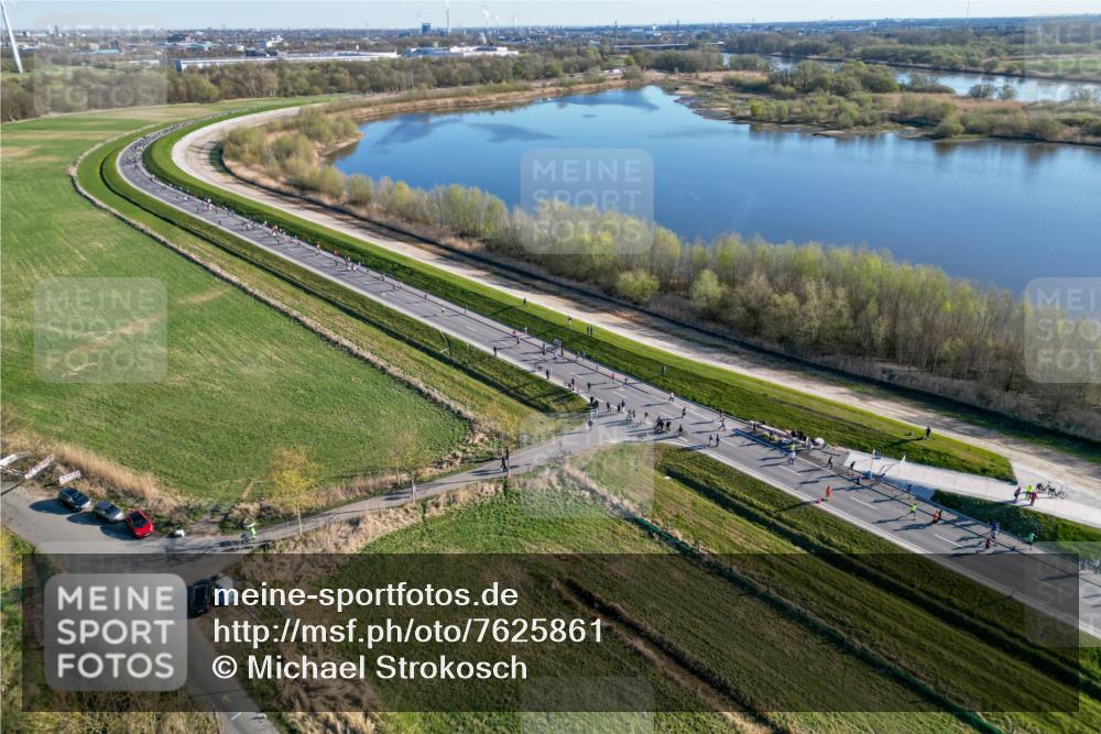 06.04.2025 - 44. Internationalen Wilhelmsburger Insellauf Michael Strokosch http://msf.ph/oto/7625861 06.04.2025 08:56:37 Laufen  meine-sportfotos.de