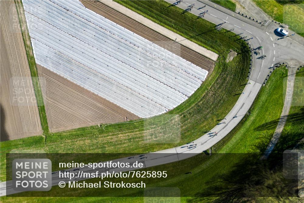 06.04.2025 - 44. Internationalen Wilhelmsburger Insellauf Michael Strokosch http://msf.ph/oto/7625895 06.04.2025 09:36:16 Laufen  meine-sportfotos.de