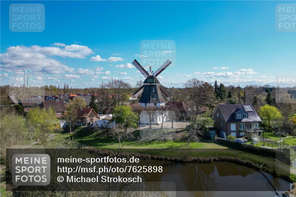 06.04.2025 - 44. Internationalen Wilhelmsburger Insellauf Michael Strokosch http://msf.ph/oto/7625898 06.04.2025 10:35:24 Laufen  meine-sportfotos.de