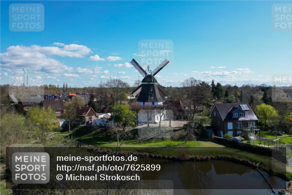 06.04.2025 - 44. Internationalen Wilhelmsburger Insellauf Michael Strokosch http://msf.ph/oto/7625899 06.04.2025 10:35:24 Laufen  meine-sportfotos.de