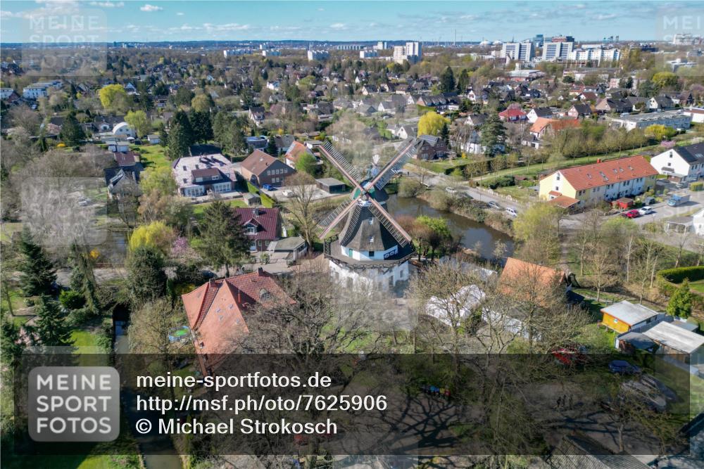 06.04.2025 - 44. Internationalen Wilhelmsburger Insellauf Michael Strokosch http://msf.ph/oto/7625906 06.04.2025 10:36:57 Laufen  meine-sportfotos.de