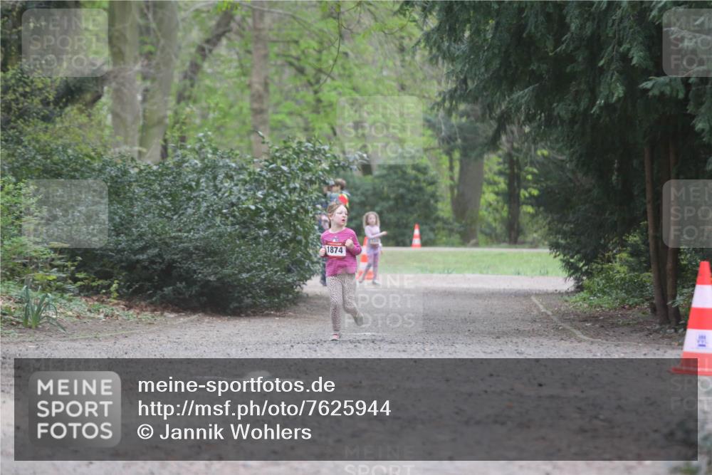 13.04.2025 - Hammer Lauf Jannik Wohlers http://msf.ph/oto/7625944 13.04.2025 08:23:56 Laufen 1874 meine-sportfotos.de