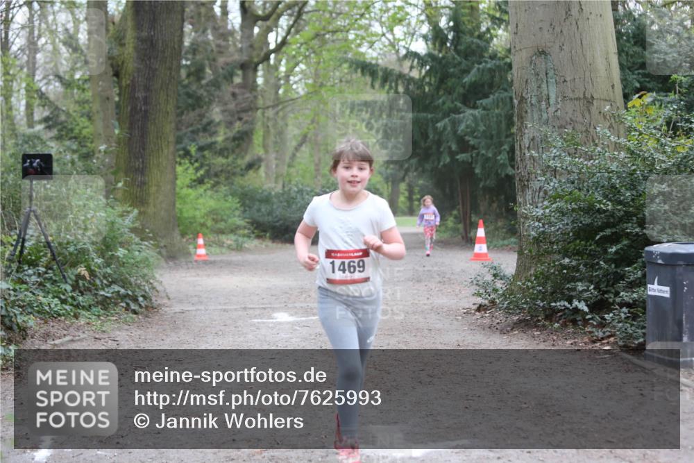 13.04.2025 - Hammer Lauf Jannik Wohlers http://msf.ph/oto/7625993 13.04.2025 08:23:30 Laufen 1469 meine-sportfotos.de