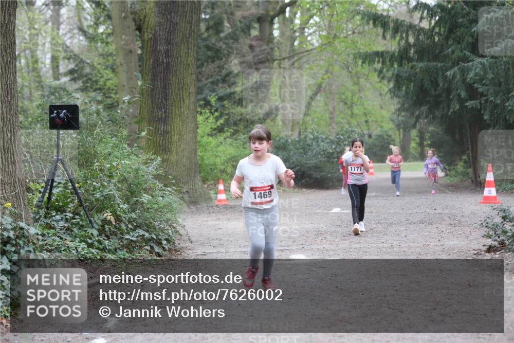 13.04.2025 - Hammer Lauf Jannik Wohlers http://msf.ph/oto/7626002 13.04.2025 08:23:28 Laufen 1469, 1171, 1187 meine-sportfotos.de