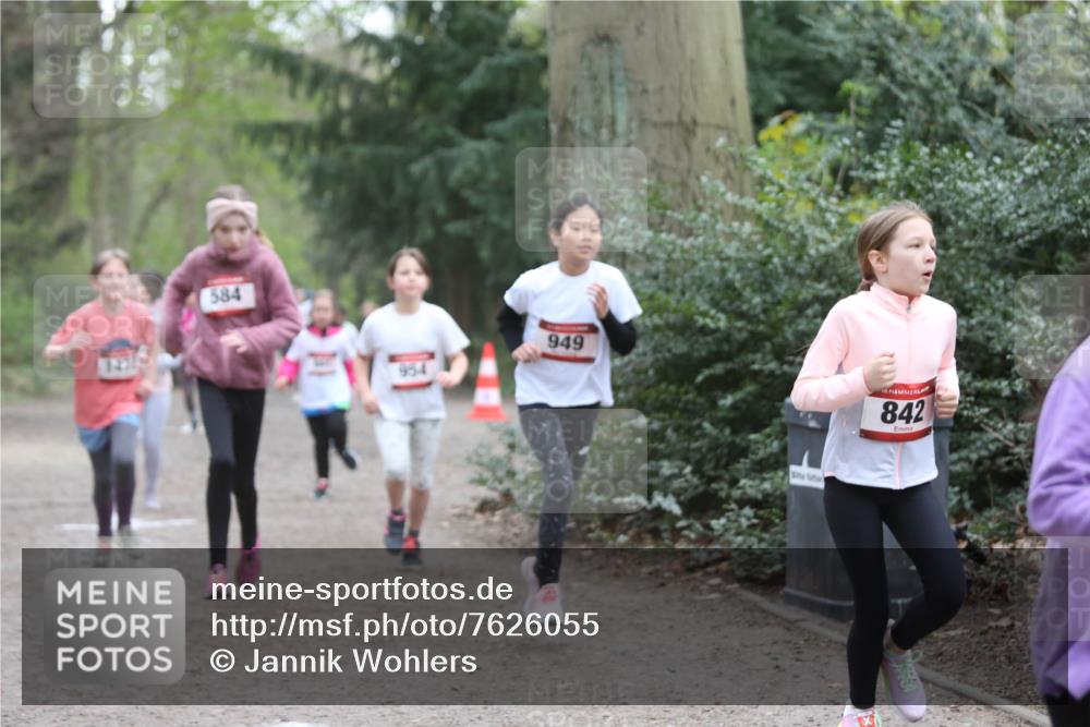 13.04.2025 - Hammer Lauf Jannik Wohlers http://msf.ph/oto/7626055 13.04.2025 08:23:13 Laufen 584, 954, 949, 842 meine-sportfotos.de