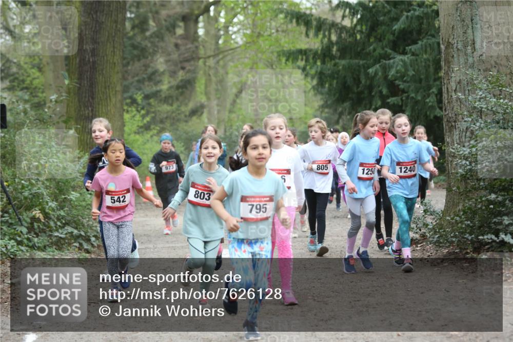 13.04.2025 - Hammer Lauf Jannik Wohlers http://msf.ph/oto/7626128 13.04.2025 08:22:51 Laufen 542, 973, 803, 16, 795, 805, 1250, 1240, 6 meine-sportfotos.de