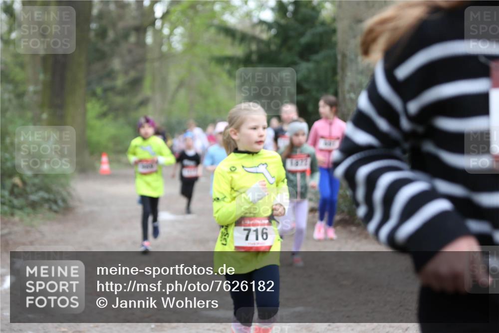 13.04.2025 - Hammer Lauf Jannik Wohlers http://msf.ph/oto/7626182 13.04.2025 08:22:37 Laufen 716 meine-sportfotos.de