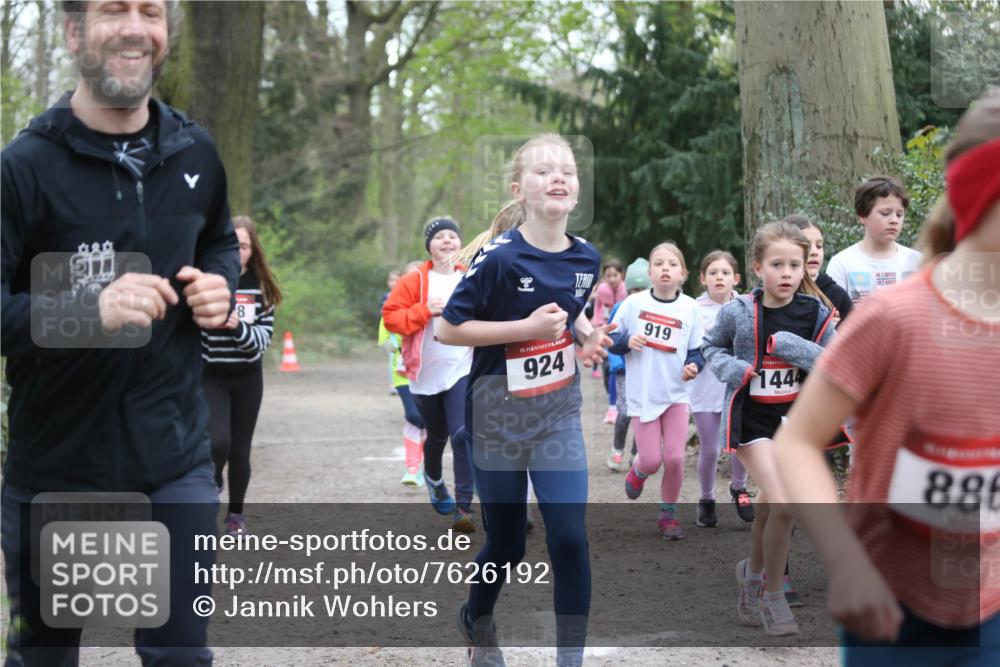 13.04.2025 - Hammer Lauf Jannik Wohlers http://msf.ph/oto/7626192 13.04.2025 08:22:34 Laufen 15, 924, 919, 1444, 886 meine-sportfotos.de