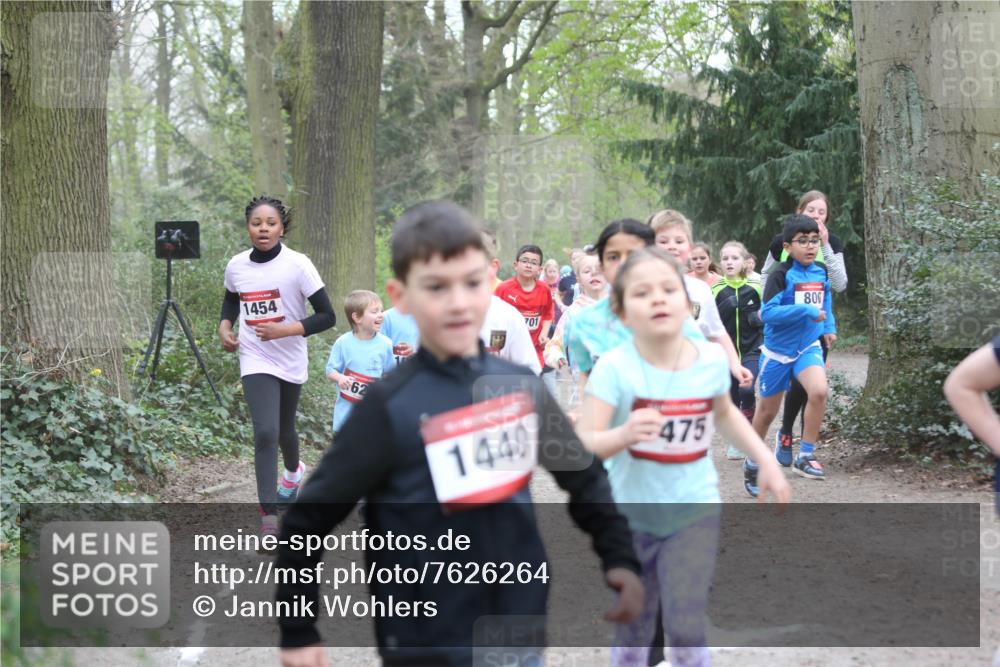 13.04.2025 - Hammer Lauf Jannik Wohlers http://msf.ph/oto/7626264 13.04.2025 08:22:14 Laufen 1454, 62, 701, 1440, 475, 800 meine-sportfotos.de