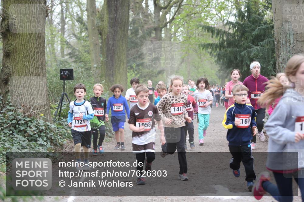 13.04.2025 - Hammer Lauf Jannik Wohlers http://msf.ph/oto/7626303 13.04.2025 08:22:02 Laufen 1052, 1721, 52, 1321, 1958, 1413, 43, 1401, 190, 696, 15, 169, 1 meine-sportfotos.de