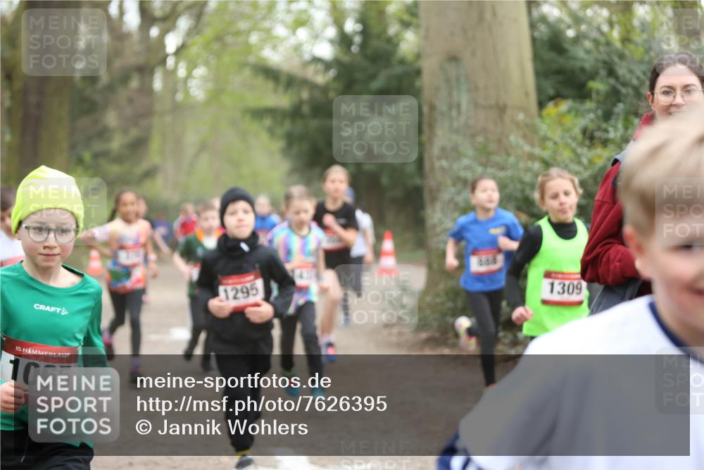 13.04.2025 - Hammer Lauf Jannik Wohlers http://msf.ph/oto/7626395 13.04.2025 08:21:42 Laufen 15, 1065, 888, 1295, 1309 meine-sportfotos.de