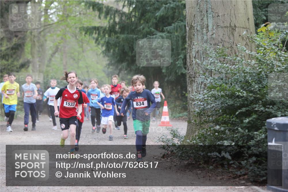 13.04.2025 - Hammer Lauf Jannik Wohlers http://msf.ph/oto/7626517 13.04.2025 08:21:13 Laufen 985, 1322, 1533, 531, 898, 834, 1441 meine-sportfotos.de