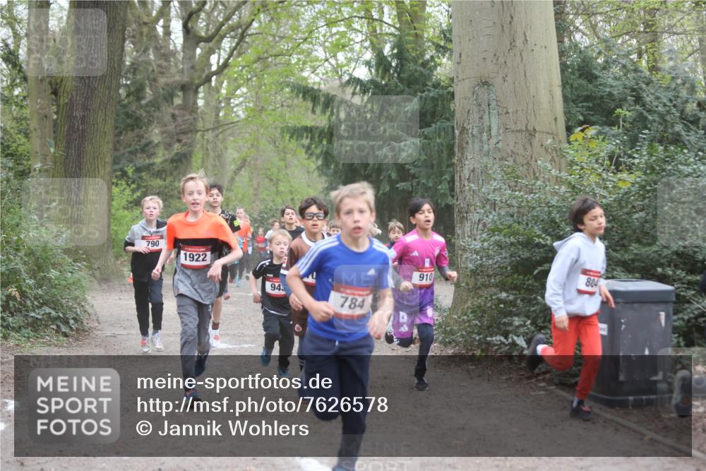 13.04.2025 - Hammer Lauf Jannik Wohlers http://msf.ph/oto/7626578 13.04.2025 08:20:59 Laufen 790, 1922, 943, 784, 910, 804 meine-sportfotos.de