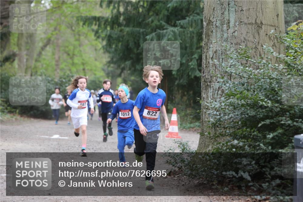 13.04.2025 - Hammer Lauf Jannik Wohlers http://msf.ph/oto/7626695 13.04.2025 08:20:30 Laufen 587, 915, 1012, 15, 822 meine-sportfotos.de