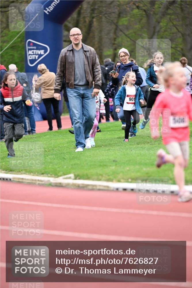 13.04.2025 - Hammer Lauf Dr. Thomas Lammeyer http://msf.ph/oto/7626827 13.04.2025 09:01:44 Laufen 3, 901, 54001 meine-sportfotos.de