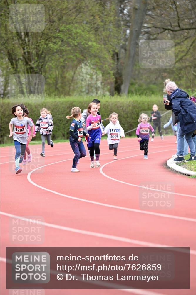 13.04.2025 - Hammer Lauf Dr. Thomas Lammeyer http://msf.ph/oto/7626859 13.04.2025 09:01:50 Laufen 5202, 5051, 53, 06, 5009, 5098 meine-sportfotos.de