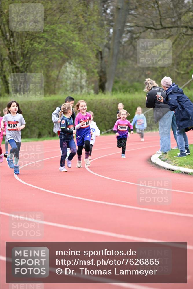 13.04.2025 - Hammer Lauf Dr. Thomas Lammeyer http://msf.ph/oto/7626865 13.04.2025 09:01:51 Laufen 5202, 532, 06, 5098 meine-sportfotos.de