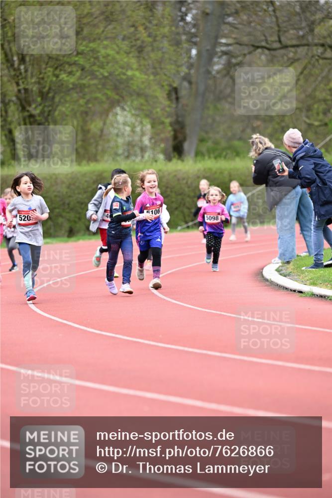 13.04.2025 - Hammer Lauf Dr. Thomas Lammeyer http://msf.ph/oto/7626866 13.04.2025 09:01:51 Laufen 520, 5106, 5098 meine-sportfotos.de