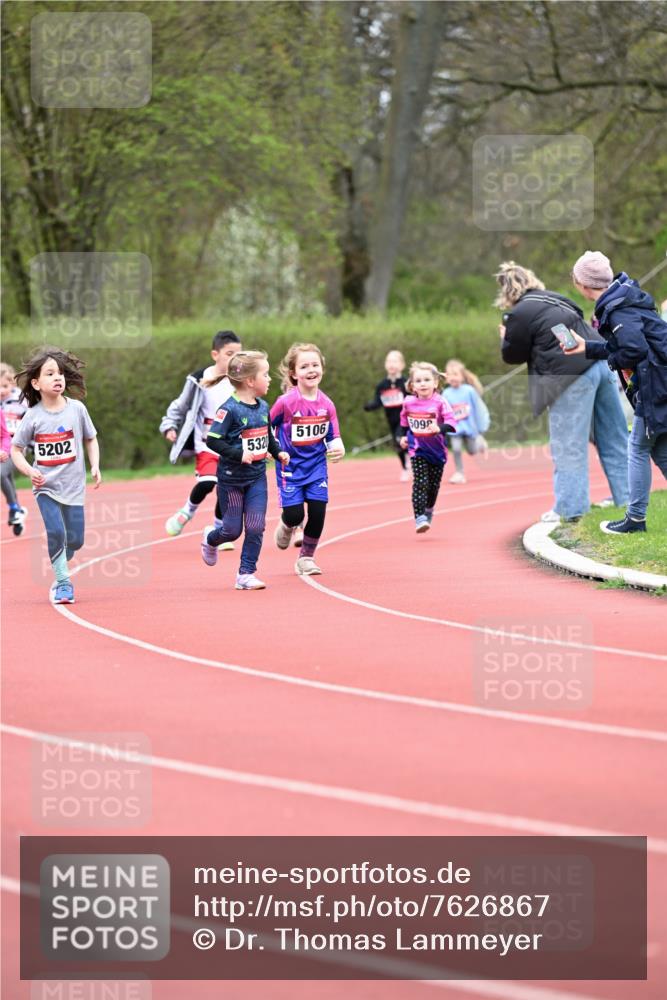 13.04.2025 - Hammer Lauf Dr. Thomas Lammeyer http://msf.ph/oto/7626867 13.04.2025 09:01:51 Laufen 5202, 5106, 5098, 532 meine-sportfotos.de