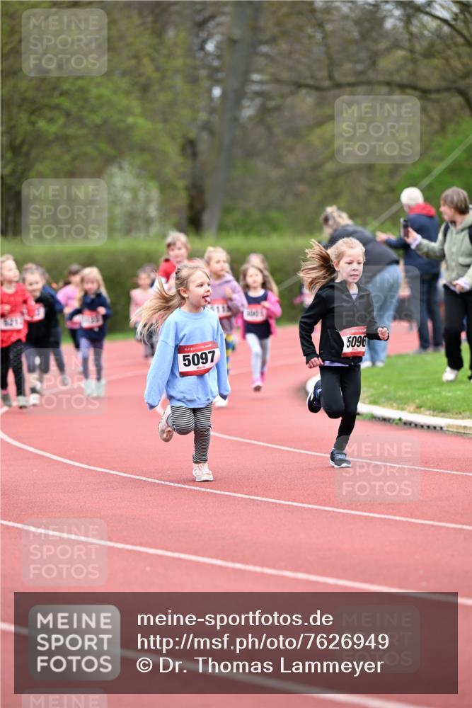 13.04.2025 - Hammer Lauf Dr. Thomas Lammeyer http://msf.ph/oto/7626949 13.04.2025 09:02:02 Laufen 15, 5097, 11, 5096 meine-sportfotos.de