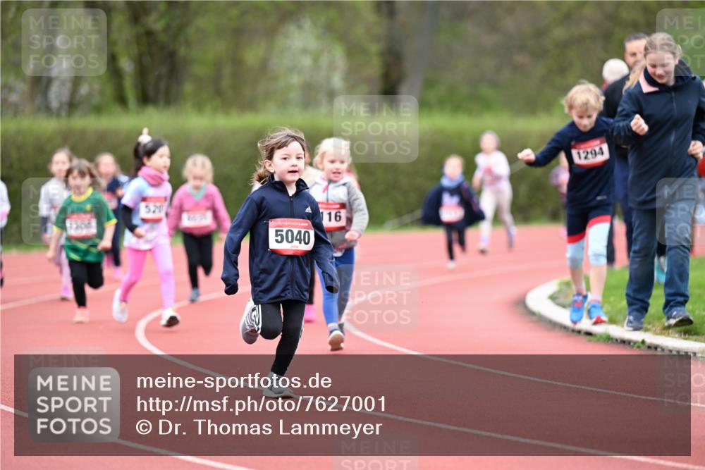 13.04.2025 - Hammer Lauf Dr. Thomas Lammeyer http://msf.ph/oto/7627001 13.04.2025 09:02:10 Laufen 1308, 520, 5, 5040, 116, 1294 meine-sportfotos.de