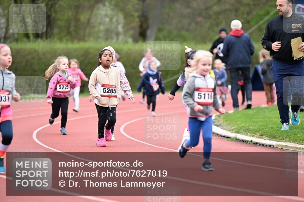 13.04.2025 - Hammer Lauf Dr. Thomas Lammeyer http://msf.ph/oto/7627019 13.04.2025 09:02:12 Laufen 031, 5225, 5205, 5116 meine-sportfotos.de