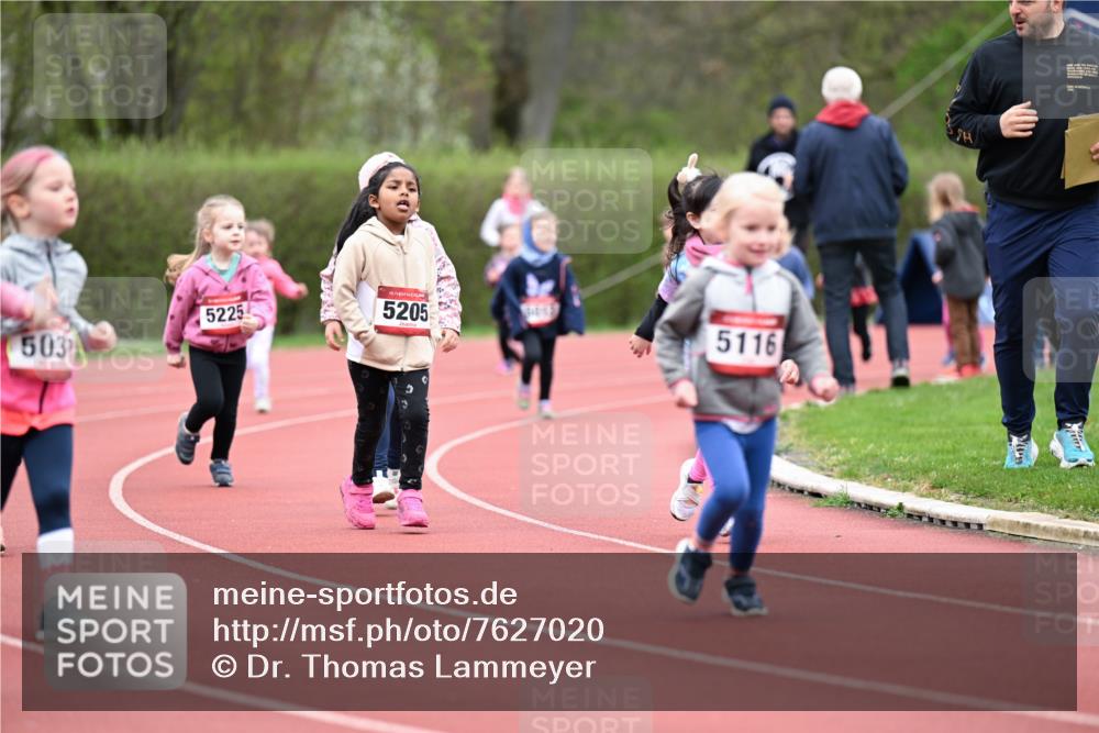 13.04.2025 - Hammer Lauf Dr. Thomas Lammeyer http://msf.ph/oto/7627020 13.04.2025 09:02:12 Laufen 503, 5225, 15, 5205, 5116 meine-sportfotos.de