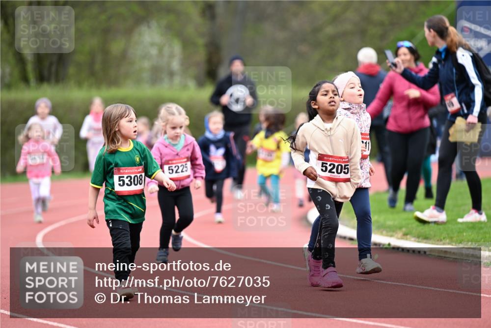 13.04.2025 - Hammer Lauf Dr. Thomas Lammeyer http://msf.ph/oto/7627035 13.04.2025 09:02:14 Laufen 15, 5308, 5225, 15, 5205 meine-sportfotos.de