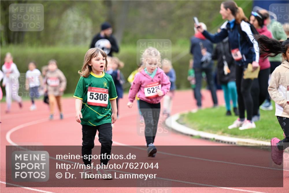 13.04.2025 - Hammer Lauf Dr. Thomas Lammeyer http://msf.ph/oto/7627044 13.04.2025 09:02:15 Laufen 15, 5308, 522 meine-sportfotos.de