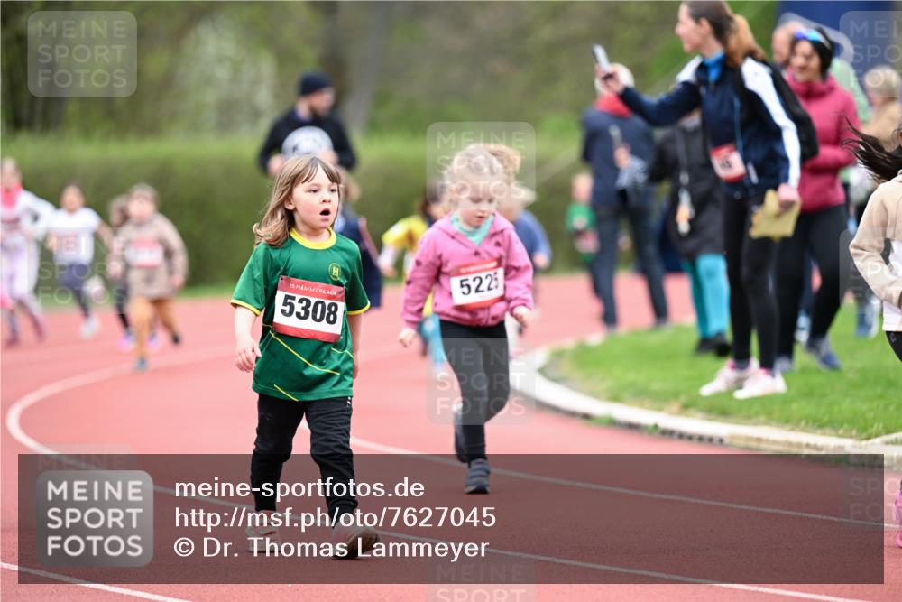 13.04.2025 - Hammer Lauf Dr. Thomas Lammeyer http://msf.ph/oto/7627045 13.04.2025 09:02:15 Laufen 15, 5308, 5225 meine-sportfotos.de