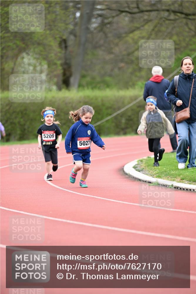 13.04.2025 - Hammer Lauf Dr. Thomas Lammeyer http://msf.ph/oto/7627170 13.04.2025 09:02:32 Laufen 5209, 5, 5027 meine-sportfotos.de