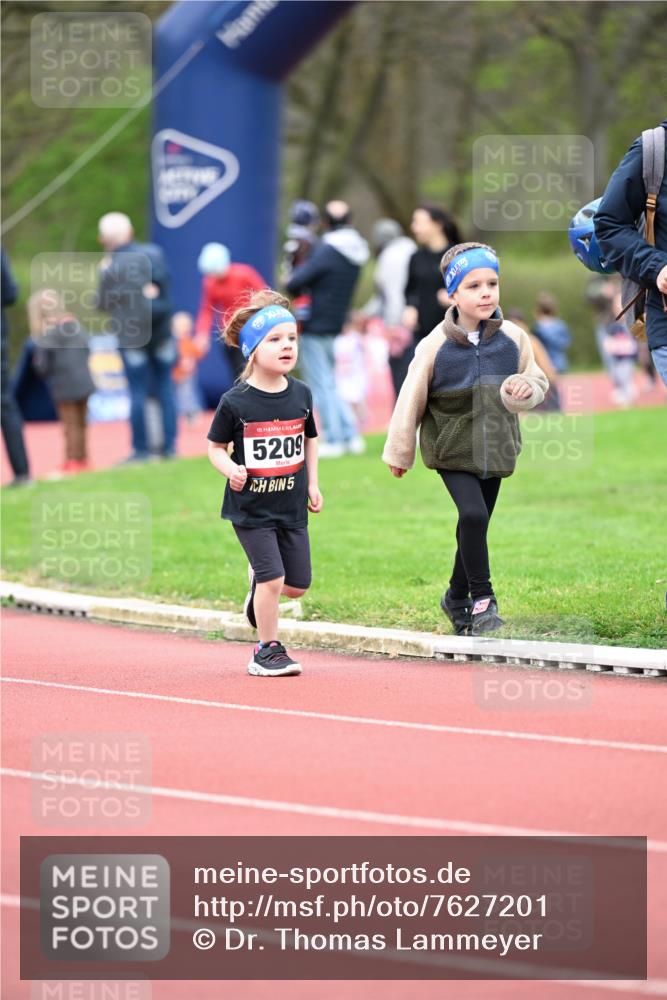13.04.2025 - Hammer Lauf Dr. Thomas Lammeyer http://msf.ph/oto/7627201 13.04.2025 09:02:36 Laufen 15, 5209, 5 meine-sportfotos.de