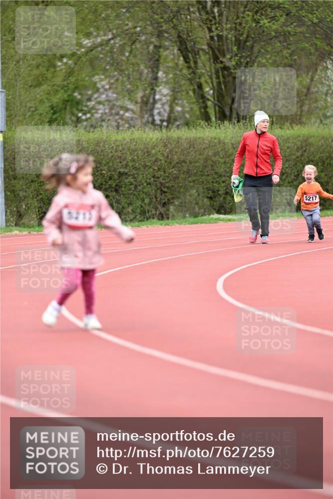 13.04.2025 - Hammer Lauf Dr. Thomas Lammeyer http://msf.ph/oto/7627259 13.04.2025 09:02:45 Laufen 5213, 5217 meine-sportfotos.de