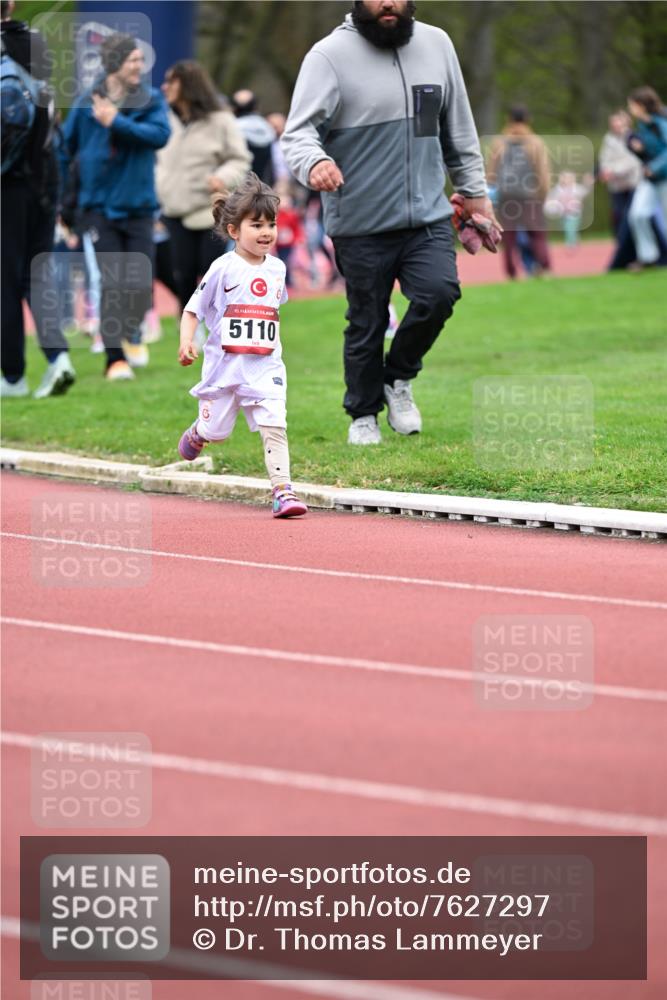13.04.2025 - Hammer Lauf Dr. Thomas Lammeyer http://msf.ph/oto/7627297 13.04.2025 09:02:50 Laufen 15, 5110 meine-sportfotos.de
