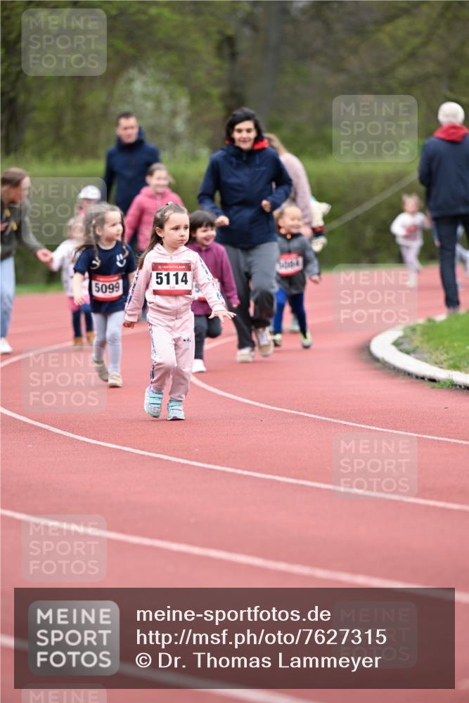 13.04.2025 - Hammer Lauf Dr. Thomas Lammeyer http://msf.ph/oto/7627315 13.04.2025 09:02:54 Laufen 5099, 15, 5114 meine-sportfotos.de