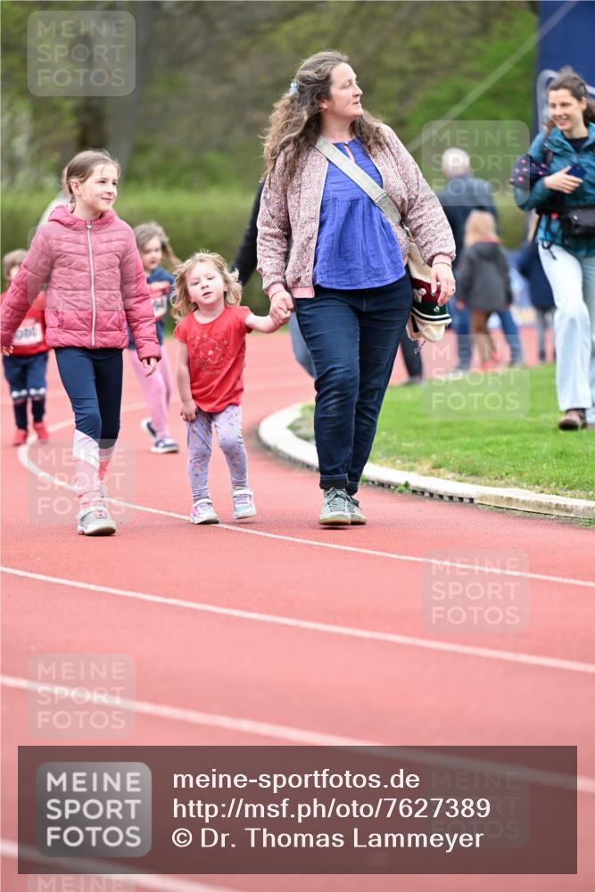 13.04.2025 - Hammer Lauf Dr. Thomas Lammeyer http://msf.ph/oto/7627389 13.04.2025 09:03:03 Laufen  meine-sportfotos.de