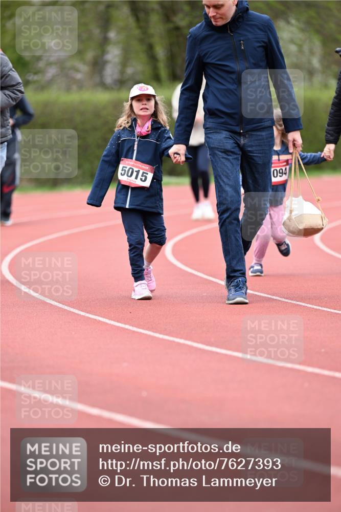 13.04.2025 - Hammer Lauf Dr. Thomas Lammeyer http://msf.ph/oto/7627393 13.04.2025 09:03:06 Laufen 5015, 094 meine-sportfotos.de