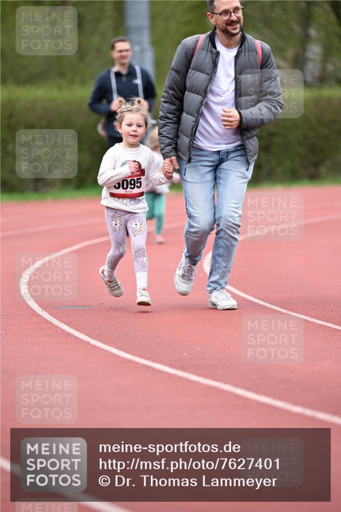 13.04.2025 - Hammer Lauf Dr. Thomas Lammeyer http://msf.ph/oto/7627401 13.04.2025 09:03:07 Laufen 095 meine-sportfotos.de