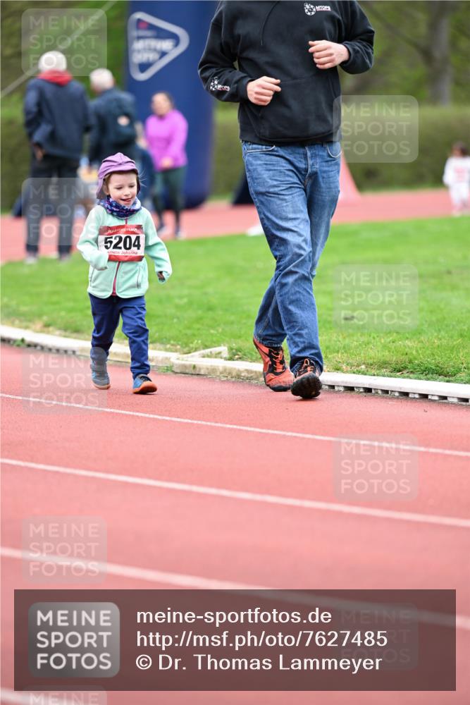 13.04.2025 - Hammer Lauf Dr. Thomas Lammeyer http://msf.ph/oto/7627485 13.04.2025 09:03:29 Laufen 15, 5204 meine-sportfotos.de
