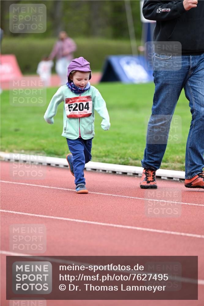 13.04.2025 - Hammer Lauf Dr. Thomas Lammeyer http://msf.ph/oto/7627495 13.04.2025 09:03:31 Laufen 15, 5204 meine-sportfotos.de