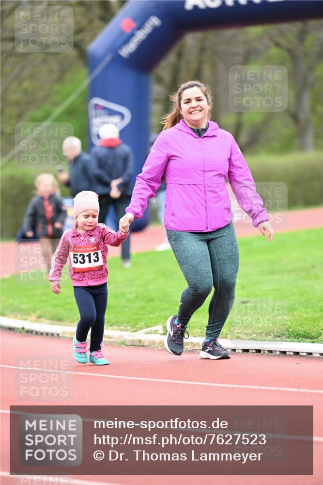 13.04.2025 - Hammer Lauf Dr. Thomas Lammeyer http://msf.ph/oto/7627523 13.04.2025 09:03:50 Laufen 15, 5313 meine-sportfotos.de