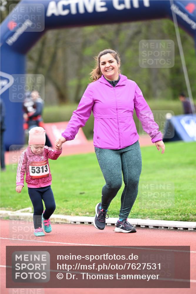 13.04.2025 - Hammer Lauf Dr. Thomas Lammeyer http://msf.ph/oto/7627531 13.04.2025 09:03:51 Laufen 15, 5313 meine-sportfotos.de