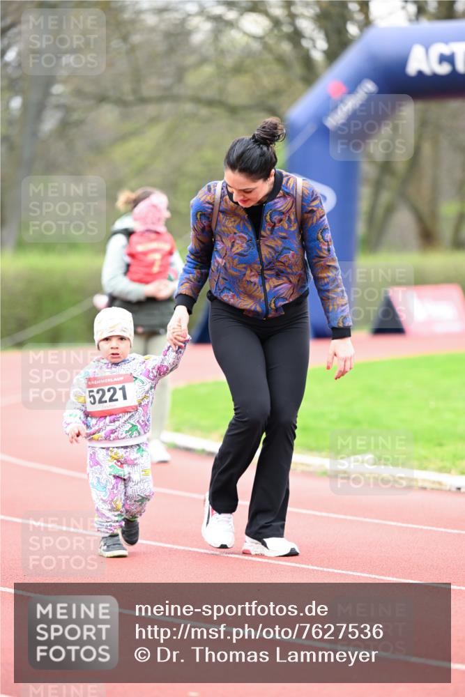 13.04.2025 - Hammer Lauf Dr. Thomas Lammeyer http://msf.ph/oto/7627536 13.04.2025 09:04:34 Laufen 5221 meine-sportfotos.de