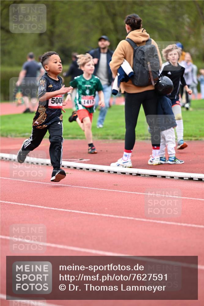 13.04.2025 - Hammer Lauf Dr. Thomas Lammeyer http://msf.ph/oto/7627591 13.04.2025 09:10:02 Laufen 500, 1417 meine-sportfotos.de