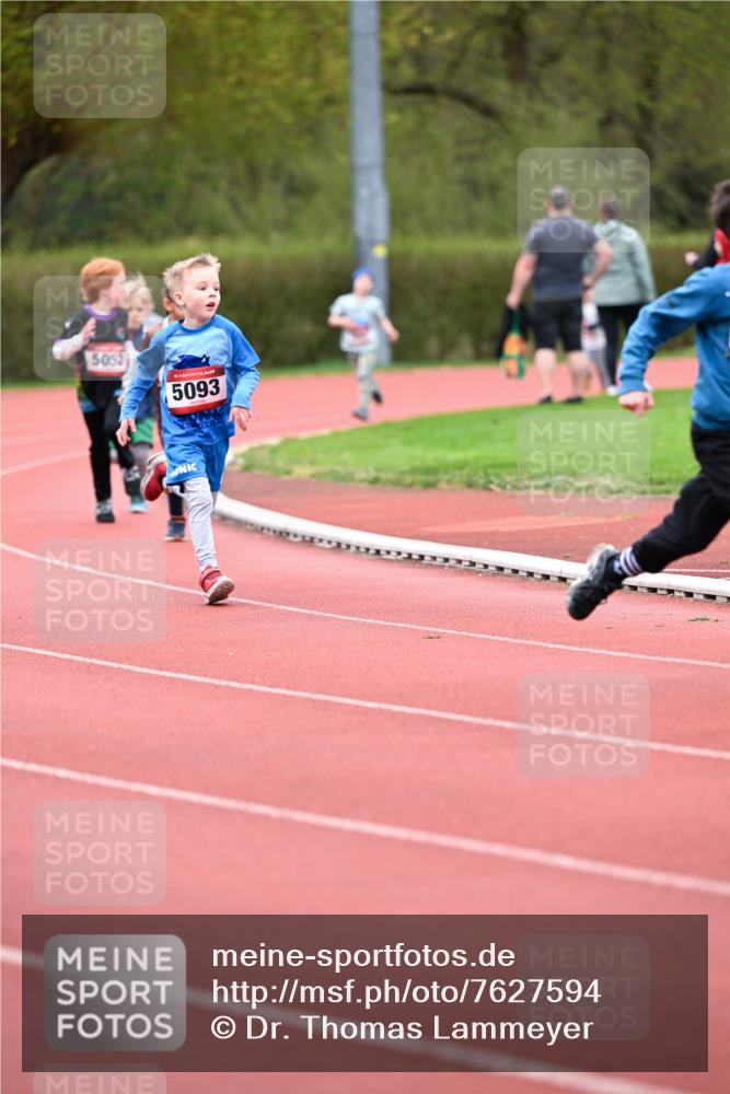 13.04.2025 - Hammer Lauf Dr. Thomas Lammeyer http://msf.ph/oto/7627594 13.04.2025 09:10:03 Laufen 5052, 15, 5093 meine-sportfotos.de