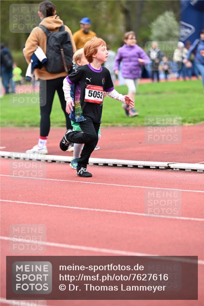 13.04.2025 - Hammer Lauf Dr. Thomas Lammeyer http://msf.ph/oto/7627616 13.04.2025 09:10:06 Laufen 15, 5052 meine-sportfotos.de