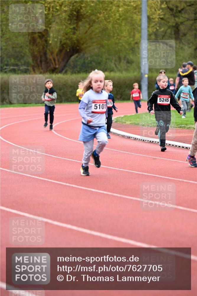13.04.2025 - Hammer Lauf Dr. Thomas Lammeyer http://msf.ph/oto/7627705 13.04.2025 09:10:22 Laufen 5101, 079, 5245, 109 meine-sportfotos.de