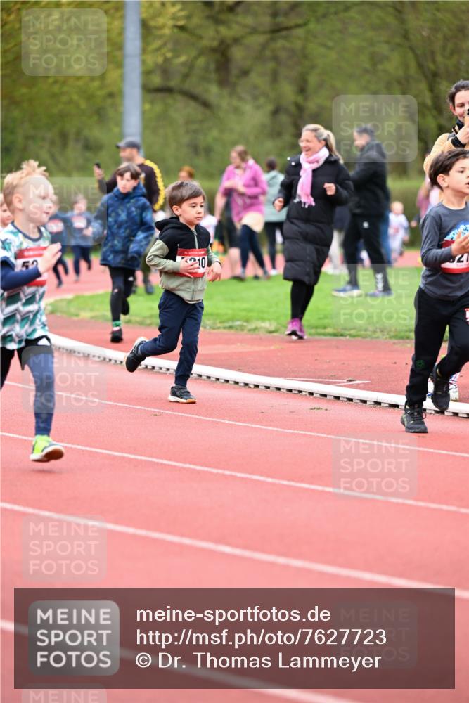 13.04.2025 - Hammer Lauf Dr. Thomas Lammeyer http://msf.ph/oto/7627723 13.04.2025 09:10:25 Laufen 210, 821 meine-sportfotos.de