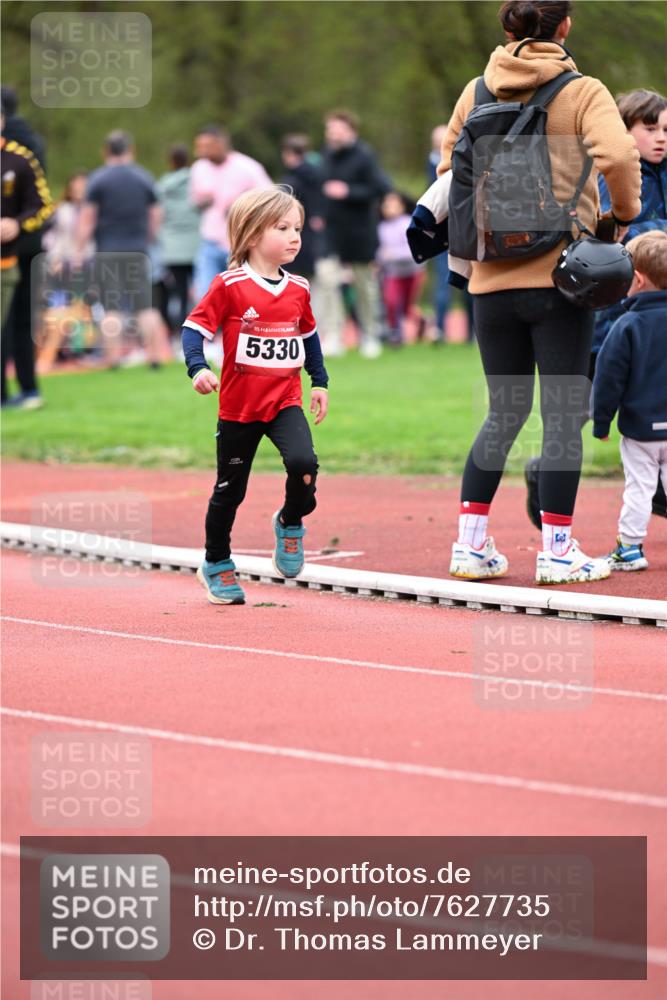 13.04.2025 - Hammer Lauf Dr. Thomas Lammeyer http://msf.ph/oto/7627735 13.04.2025 09:10:28 Laufen 15, 5330 meine-sportfotos.de