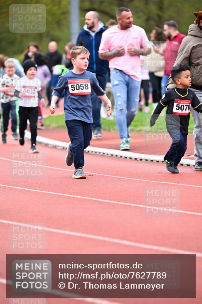 13.04.2025 - Hammer Lauf Dr. Thomas Lammeyer http://msf.ph/oto/7627789 13.04.2025 09:10:36 Laufen 5032, 15, 5058, 15, 5070 meine-sportfotos.de